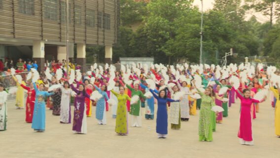 ao dai q8 1
