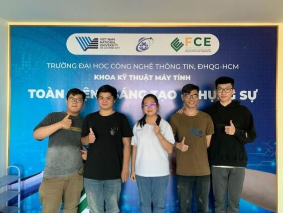 Sinh Viên Trường ĐH Công Nghệ Thông Tin Tham Dự Chung Kết Cuộc Thi Lập Trình Quốc Tế
