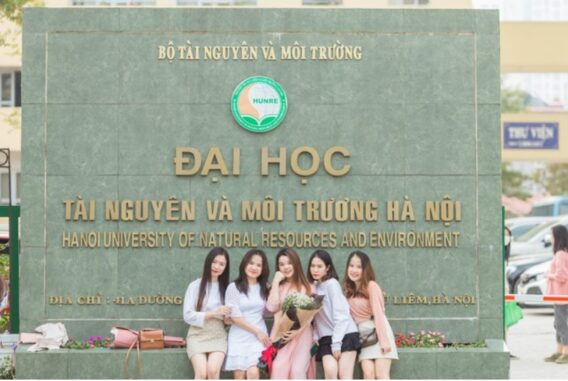 Sinh Viên HUNRE: Nguồn Nhân Lực Hàng Đầu Trong Lĩnh Vực Tài Nguyên và Môi Trường