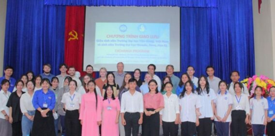 Sinh Viên Trường Đại Học Tiền Giang Giao Lưu Với Đoàn Sinh Viên Hoa Kỳ