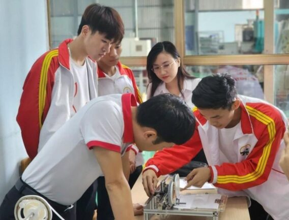 Đại Học Thái Nguyên Đẩy Mạnh Nghiên Cứu Khoa Học Sinh Viên: Nâng Cao Năng Lực và Sáng Tạo