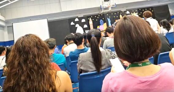 Học Sinh Trường Quốc Tế AISVN Phải Nghỉ Học Vì Giáo Viên Ngưng Dạy