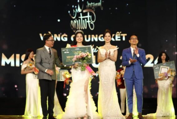 Sinh viên Đại học Đà Nẵng tỏa sáng vẻ đẹp trí tuệ, tài năng, thanh lịch