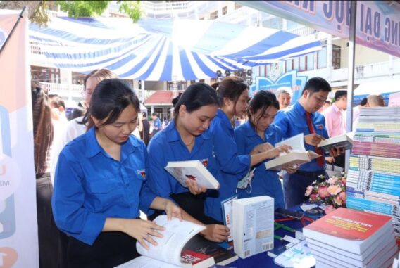Khai mạc Hội sách tỉnh Khánh Hòa năm 2024
