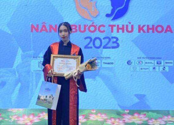 Nguyễn Thị Tố Trinh: Nữ Sinh Vượt Qua Nghịch Cảnh Chinh Phục Ước Mơ Đại Học