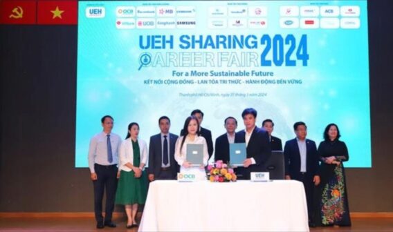 Hơn 5.000 Việc Làm Tại Chuỗi Sự Kiện UEH SHARING-CAREER FAIR 2024
