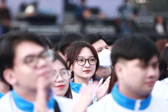 tien phong sinh vien 8 7193