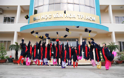 Sinh viên VHS bí quyết thành công tại Đại học Văn hóa TP.HCM bạn chưa biết! 3 dai hoc van hoa tphcm 4