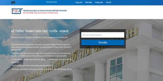 Ảnh chụp màn hình giao diện cổng thông tin sinh viên HCMUE, tại mục "Tra cứu học phí" hoặc "Thanh toán học phí". Hiển thị rõ mã sinh viên, số tiền cần nộp, phương thức thanh toán qua ngân hàng hoặc online. Giao diện thân thiện, dễ sử dụng, giúp sinh viên dễ dàng thao tác.