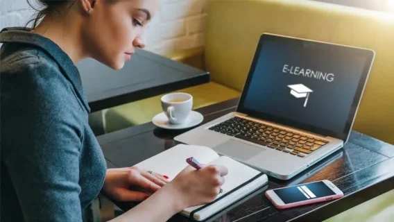 Hệ đào tạo từ xa cơ hội học tập linh hoạt cho người bận rộn