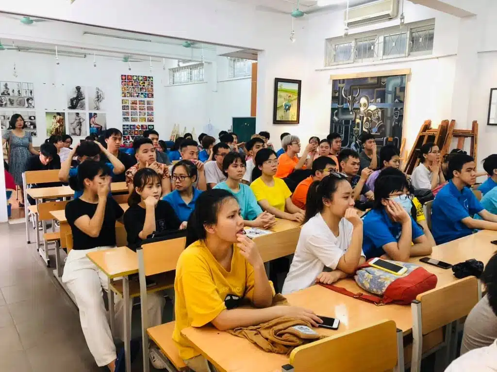Quản trị văn phòng học trường nào uy tín chất lượng và phù hợp với bạn