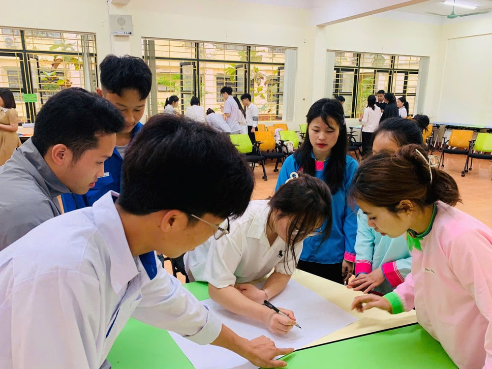 Sinh vien va nhung dieu can biet trong moi truong dai hoc