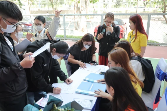 Trường đại học tuyển dụng cơ hội việc làm trong môi trường giáo dục chuyên nghiệp