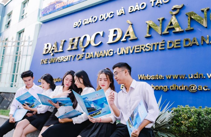 DUE UDN VN Sinh viên Cổng thông tin SV Trường Đại học Kinh tế - Đà Nẵng 1 DUE UDN VN Sinh viên Cổng thông tin SV Trường Đại học Kinh tế - Đà Nẵng