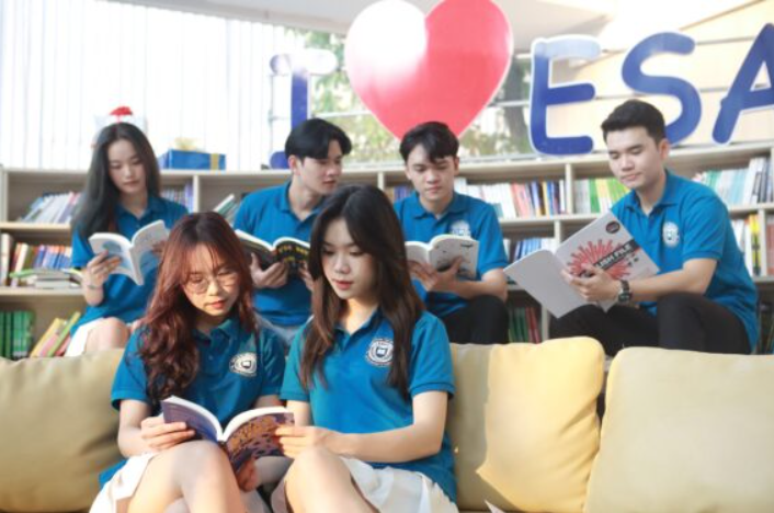 Sinh Viên EAUT: Khi Tri Thức Gắn Liền Với Thực Tiễn Và Ứng Dụng 8 sinh vien eaut